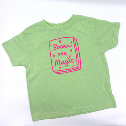 Baby T-shirt Books are Magic